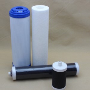 Activated carbon filter element